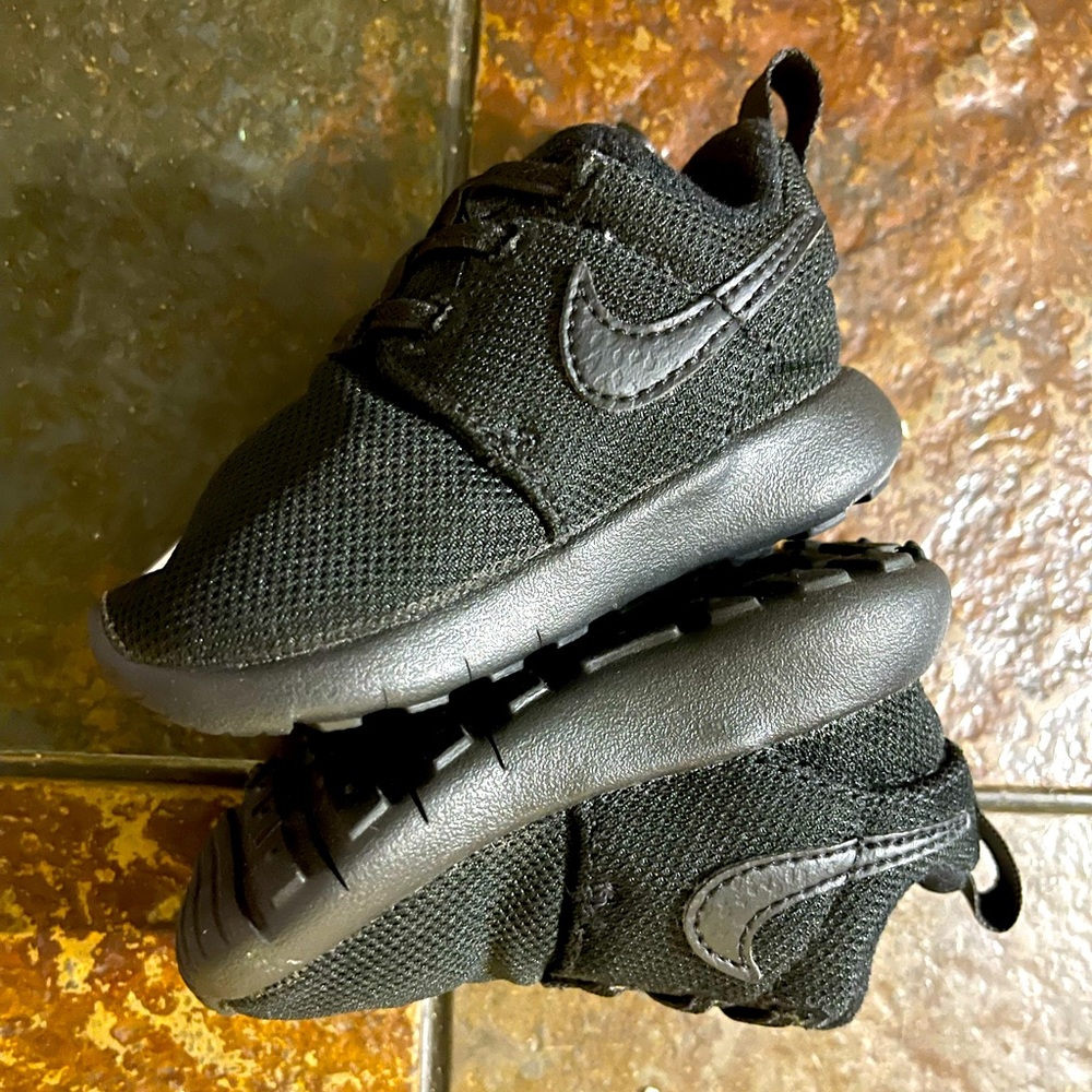 Nike Toddler’s Roshe One